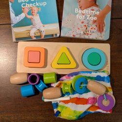 Lovevery- the Babbler, the adventurer, the Realist - partial bundle 13-21mos