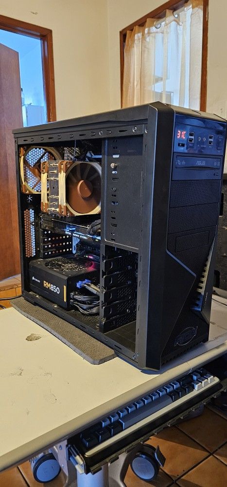 Gaming PC X99 Series i7-3.30GHz-CPU 32GB Ram 2TB HDD GPU: GTX 980 Ti 