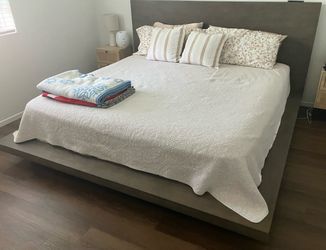 Mor Melbourne King Bedframe