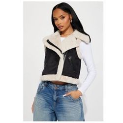 Blacks Nd White Comfy Vest