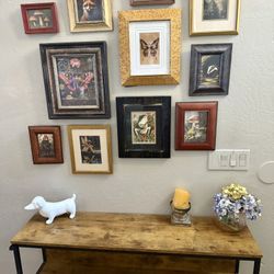 11-piece vintage Butterfly Wood Animals gallery set.