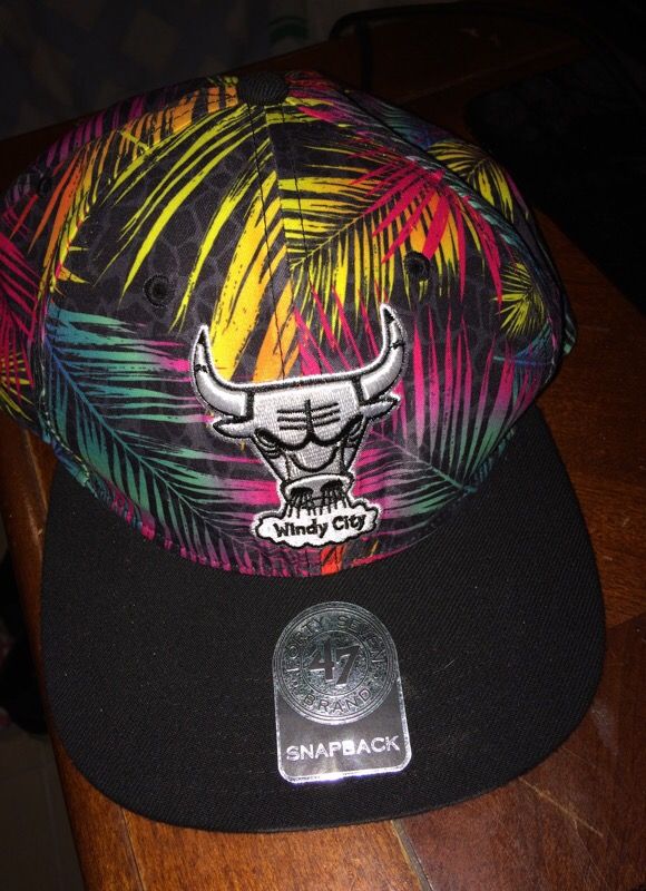 Windy City hat for 20$pink with other colors never worn