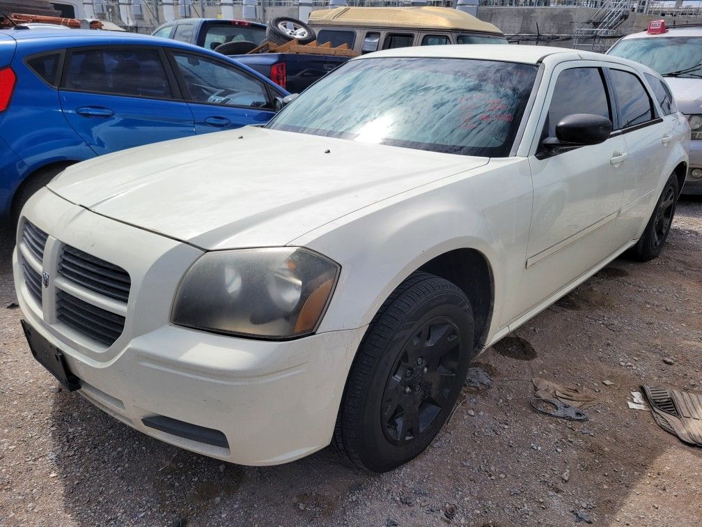 2005 Dodge Magnum PARTS @U-Pull Auto Parts DD3141