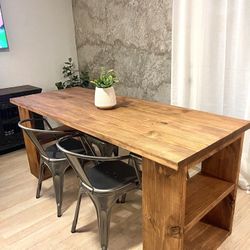 Dining Table & Chairs