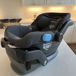 UPPAbaby Mesa V2 Infant Car Seat/Easy Installation/Innovative SmartSecure Technology o/Base.