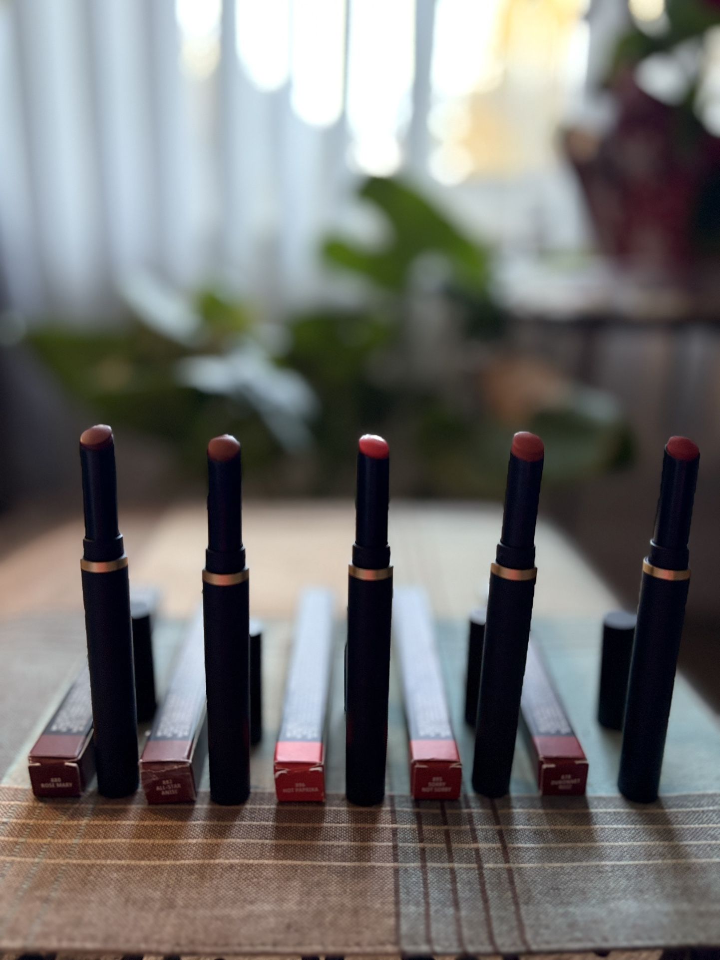 Mac Power kiss Velvet Lipstick