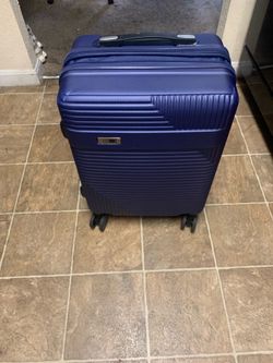 Suitcase with combination