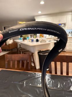 Like New CONTINENTAL GRAND PRIX 5000 S TR 700X32 BLACK 2 Pack