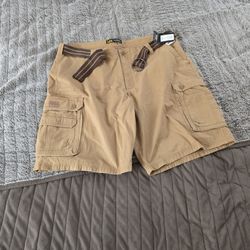 Size 42 Lee Cargo Shorts Brand NEW