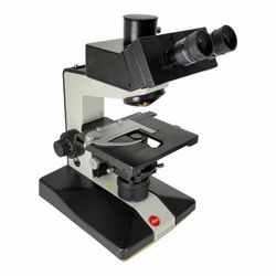 Leitz / Leica Biomed GMBH 020-507.010 Optical Compound Microscope - Works