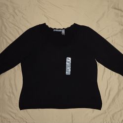NEW Hillard & Hanson Black 3/4 Sleeve Lace Neckline Knit Top
