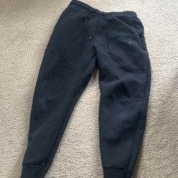 Nike Tech Joggers