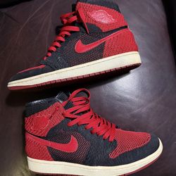 Awesome 😎 !!2017 Jordan 1 ' Bred ' Flyknit Size 10 ! 