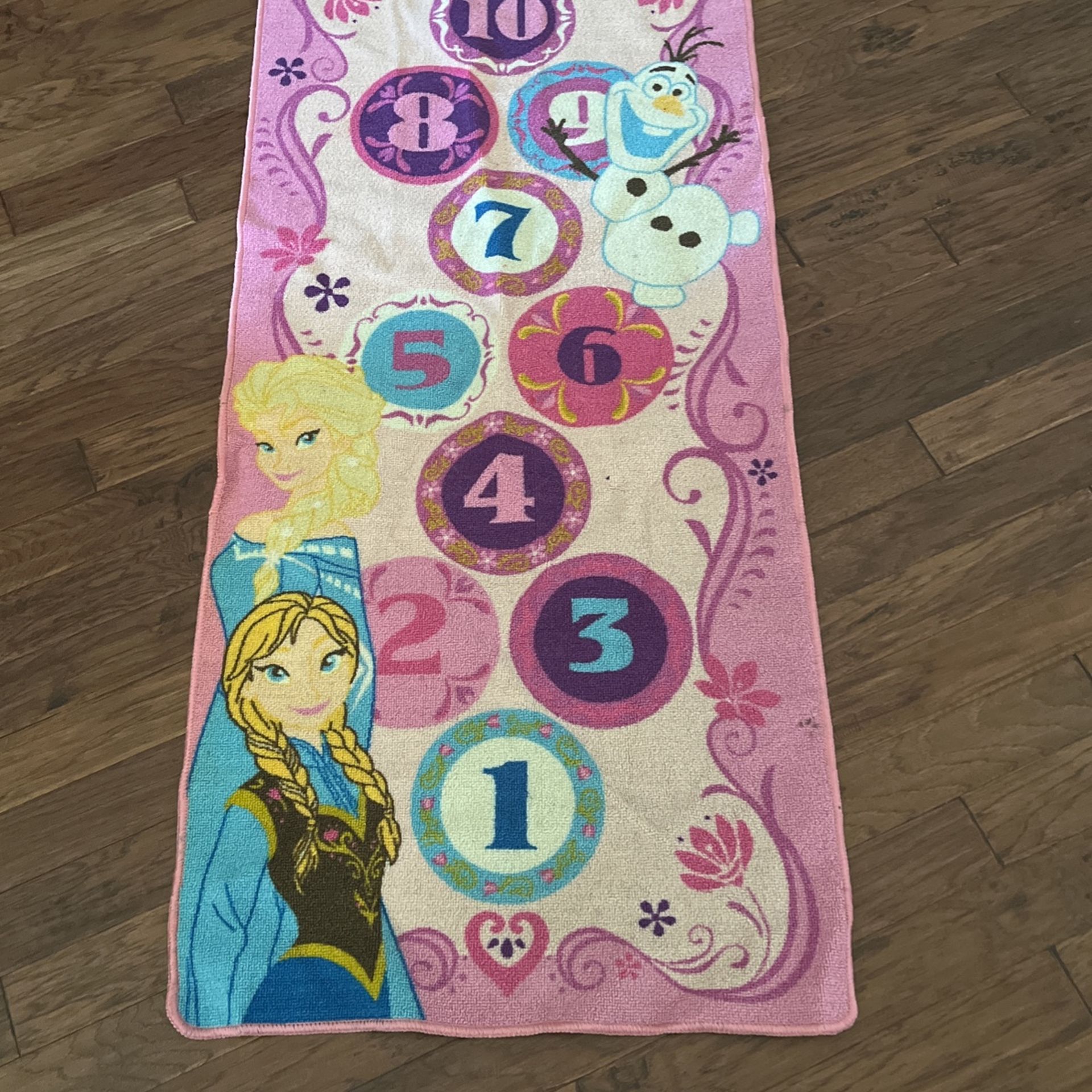 Elsa and Anna frozen rug