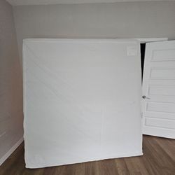 Free king size matress