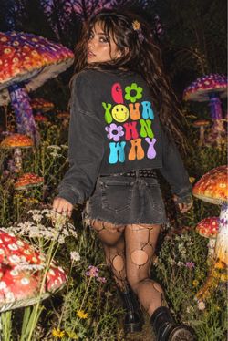 Art Class Gray Smiley Face Cropped Sweatshirt XL Y2K Grunge Psychedelic Graphic