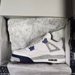 Jordan 4 Midnight Navy