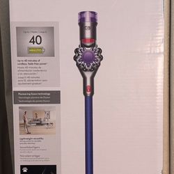 Dyson V8 Origin Extra  Brand New Unopened Box