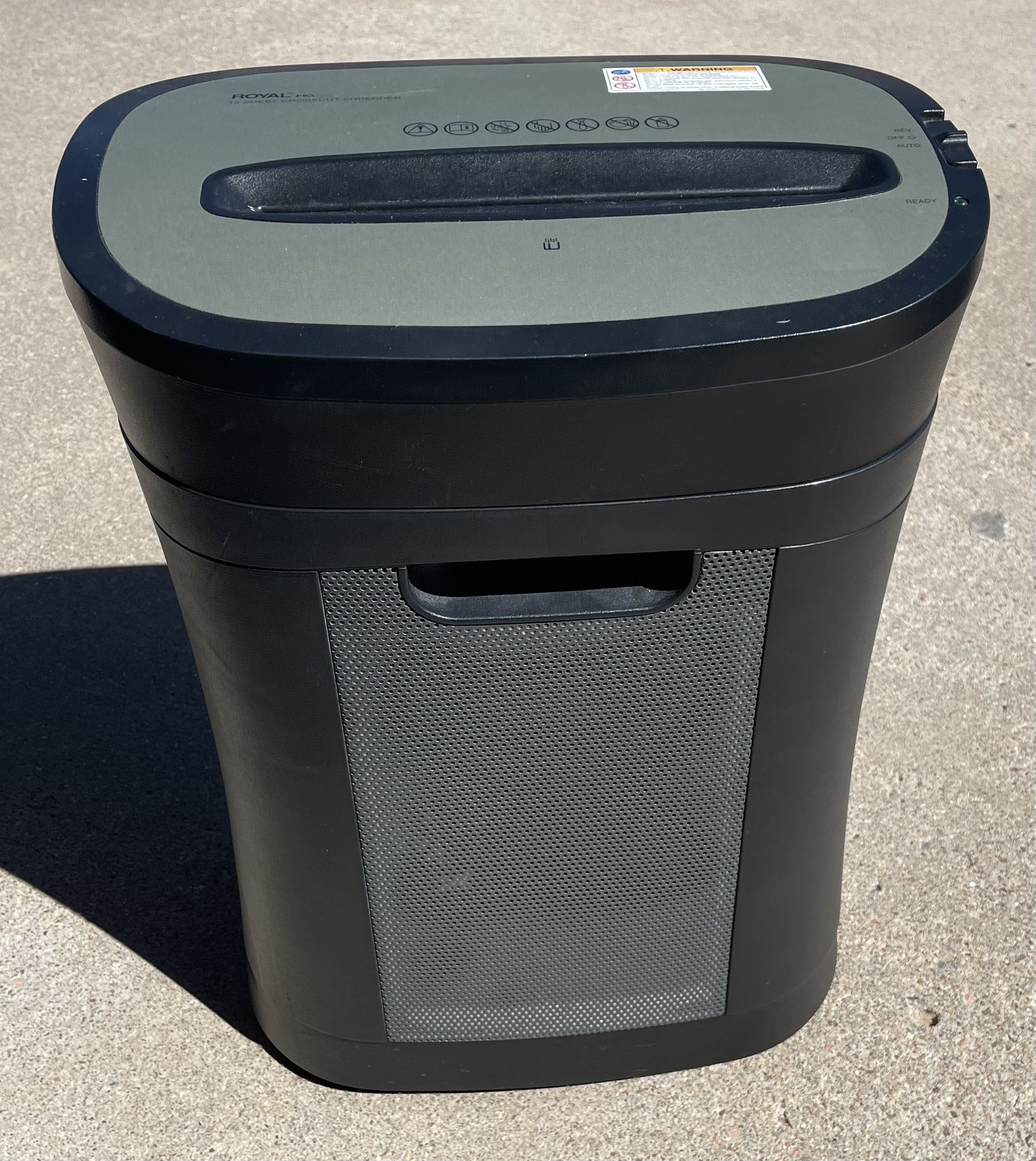 Shredder - Royal HG12X Crosscut Shredder