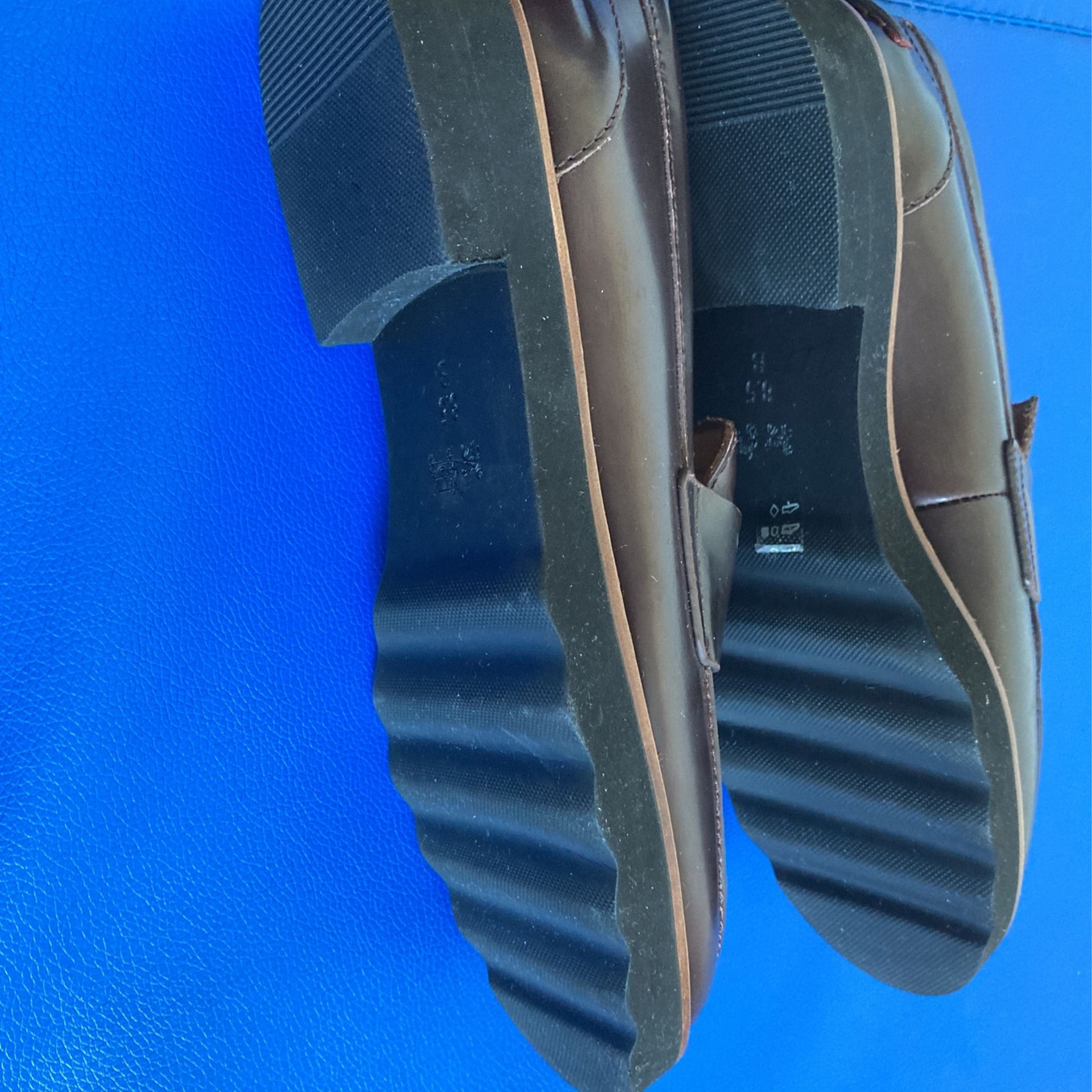 Women’s Coach Loafers 8.5 B/Brown-NEW