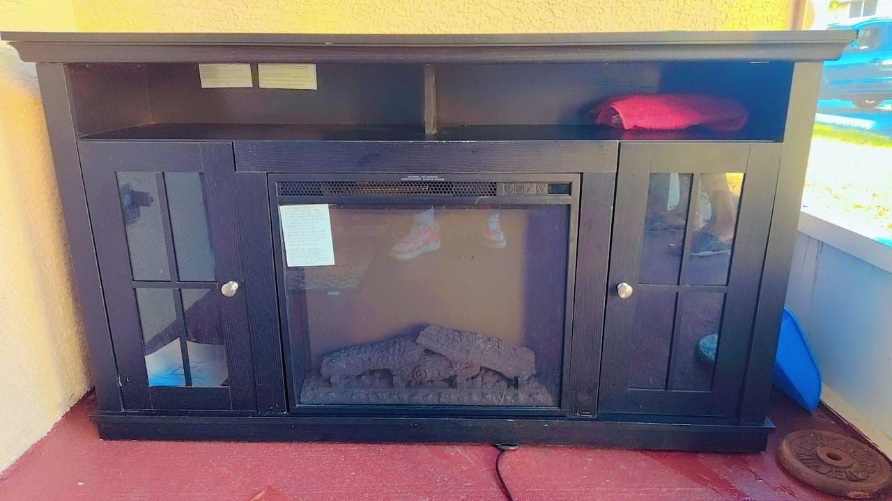 TV Stand/Fire Place 🔥