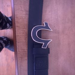 TRUE RELIGION Sage II Belt Mens 34 Black Enamel Horseshoe Buckle TR302845 NEW