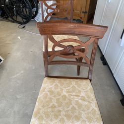 Antique Dinning Chairs 2 $5.00 Each