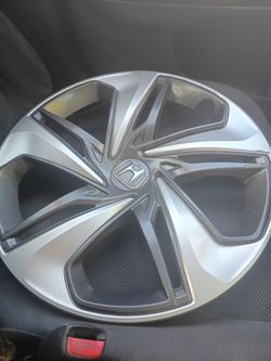 Honda Civic hubcap