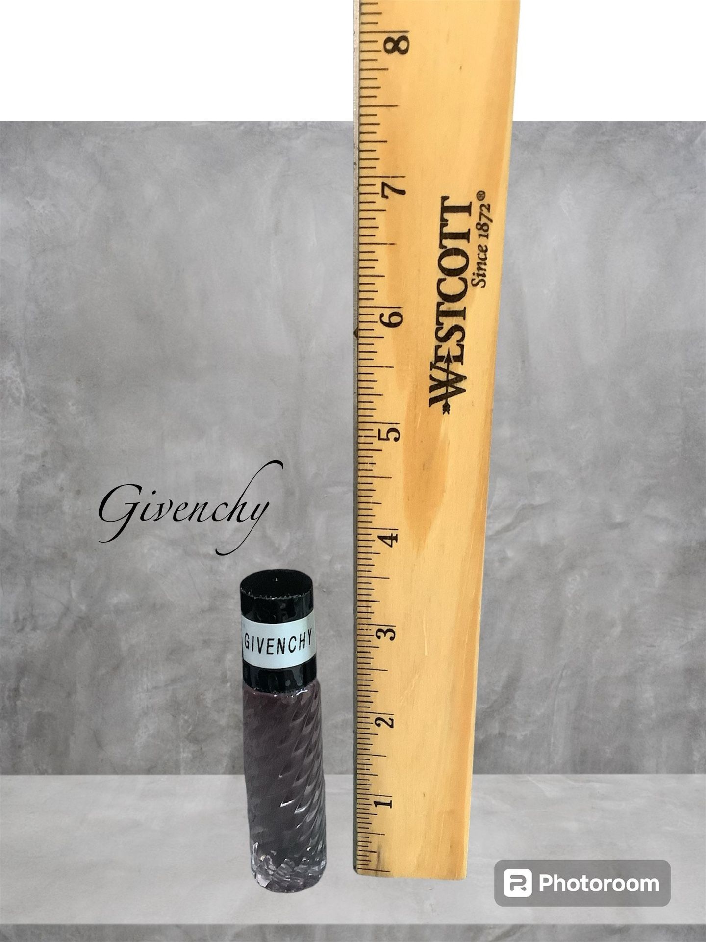 Givenchy Type (M) Thick & Concentrated Body Oil 1/3oz Glass w/ Rollerball
