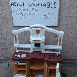 Play Kitchen 