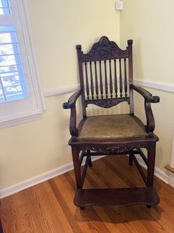 Vintage Hand-Carved Mahogany Billiards Spectator Chair / Gentleman’s Library Chair with Footrest & Leather Seat