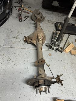 2013 f150 Rear Differential Axle With E-Locker 3.55 Gear Ratio