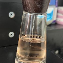 Burberry women perfume 