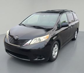 2012 Toyota Sienna
