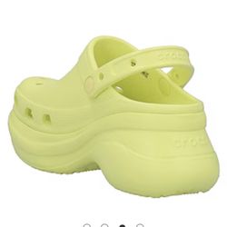 Crocks Platform Size 8 Used Like Newc