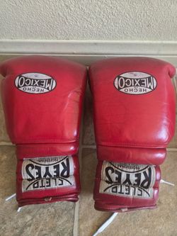 Guantes de boxeo  de la vieja escuela de don  cleto reyes de 14 onsas