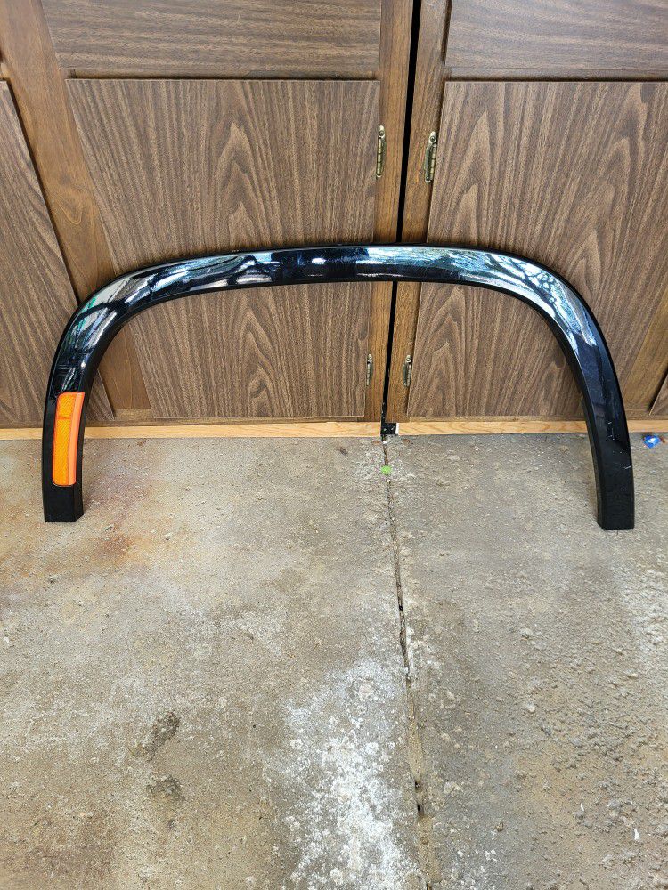 2022 2023 Jeep Wagoneer Front Left Side Fender Flare Wheel Arch Molding