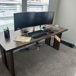 Desk & Chair