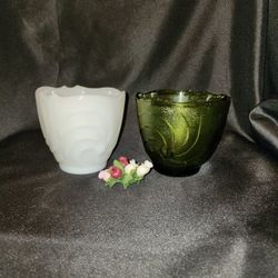 E.O.BRODY Vases