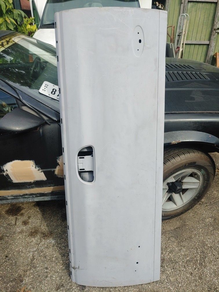 Early 2000 (03 I Think) F250 F350 Tailgate New