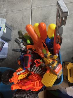 Lots Of Nerf Guns And Accessories