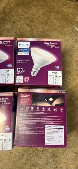Philips 120-Watt Equivalent PAR38 LED Smart Wi-Fi Tunable White Light Bulb powered by WiZ with Bluetooth (1-Pack)