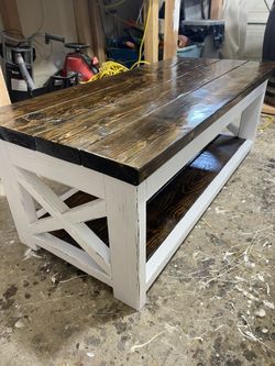 Farmhouse Coffee Tables 