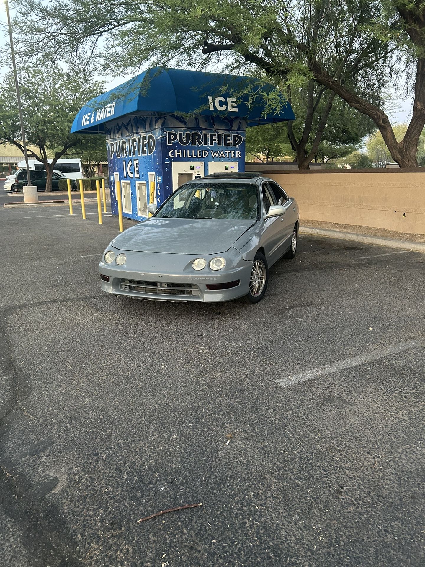 2000 Acura Integra