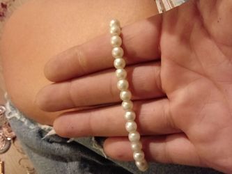 White Pearl Beaded Bracelet