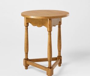 Scalloped Accent Table