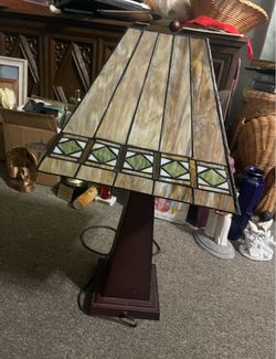 Tiffany Style Stained Glass Lamp