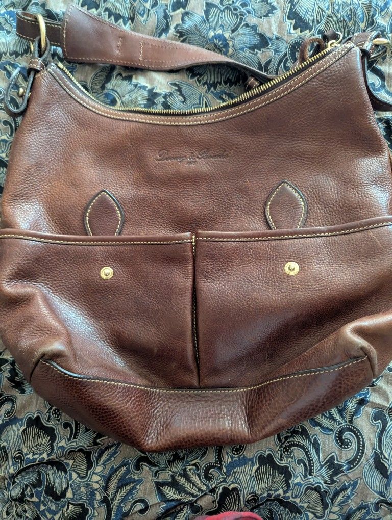 Dooney & Bourke Medium Bag