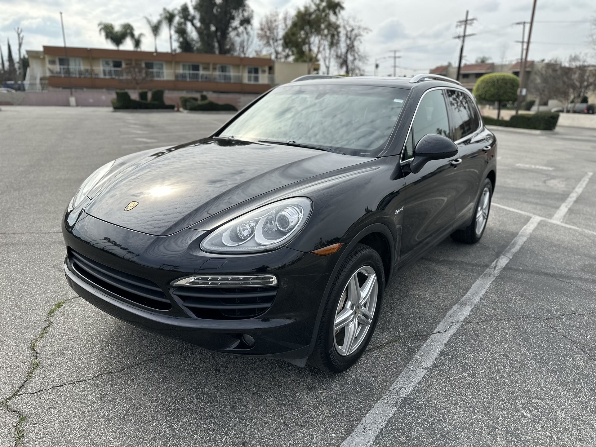 2013 Porsche Cayenne Hybrid