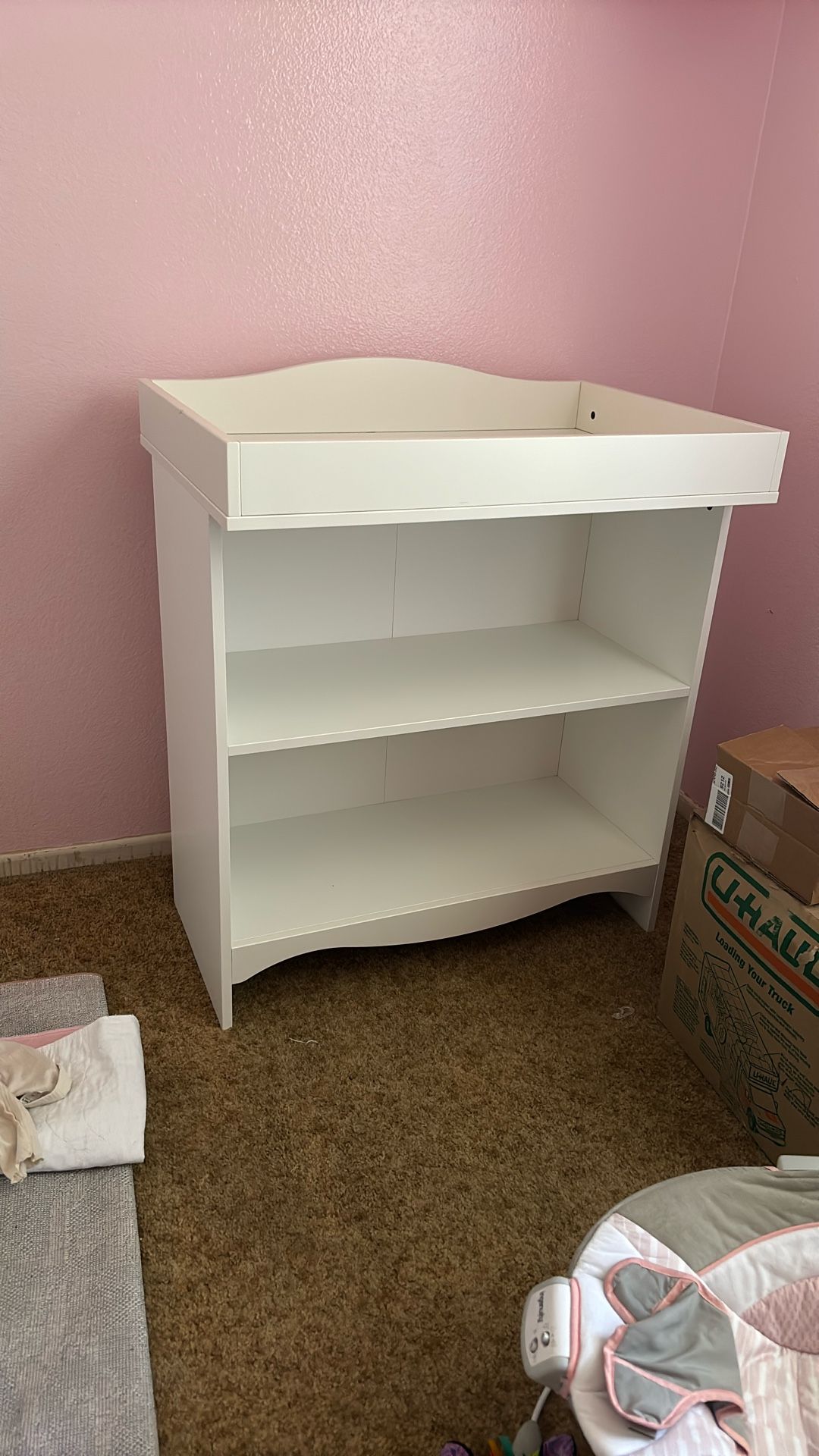 baby changing table 